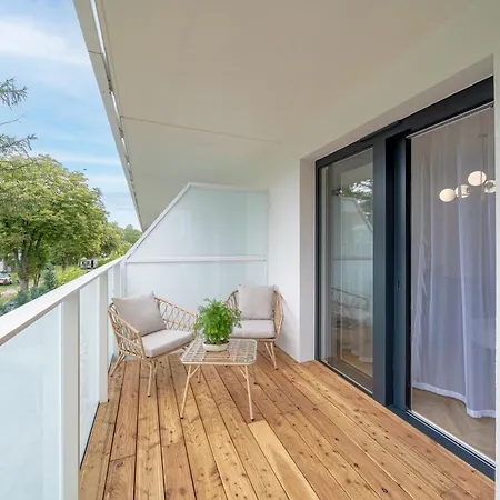 Z Pieknym Tarasem Perlowa Przystan Kolobrzeg